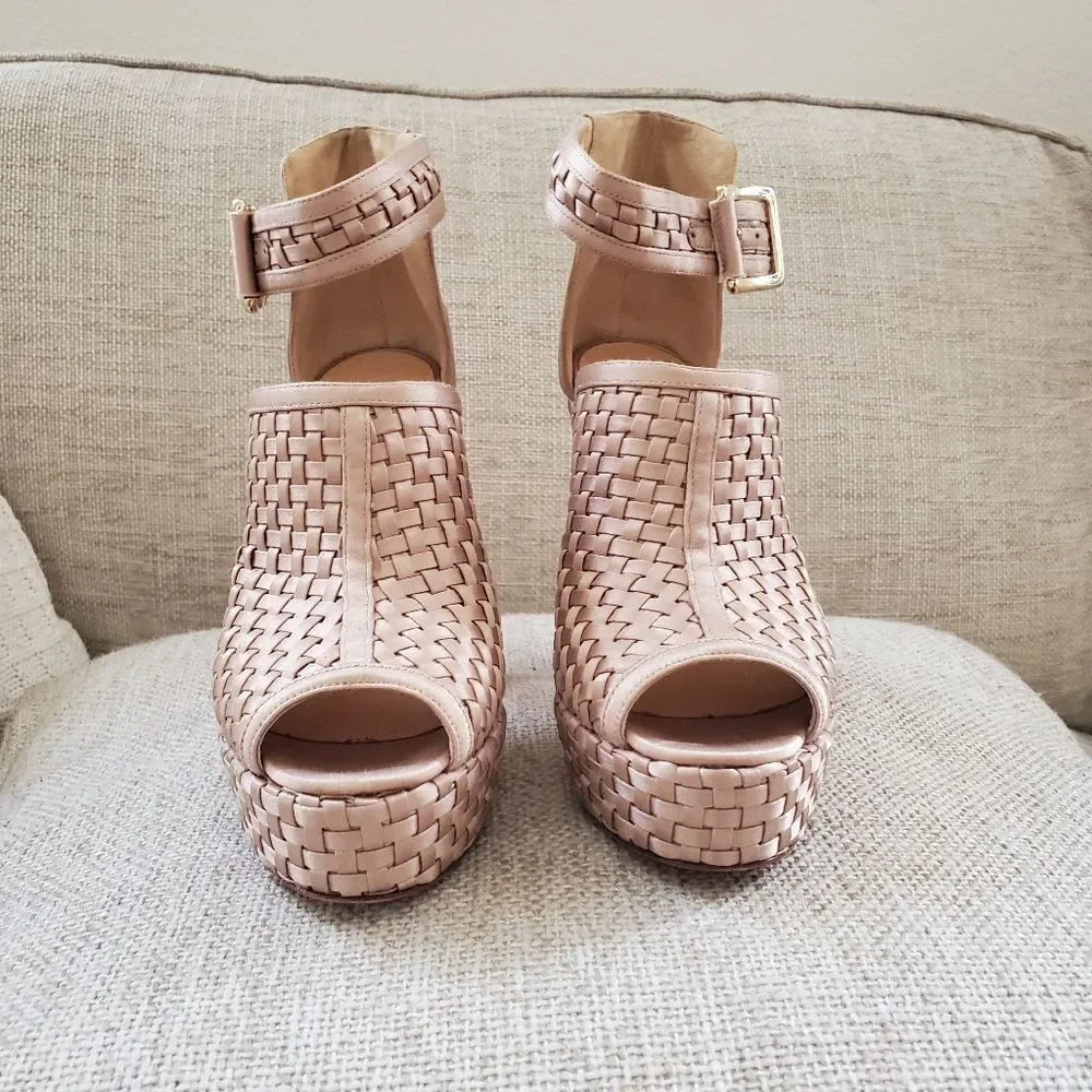 Bionda Castana Cloth Sandals sz 5.5